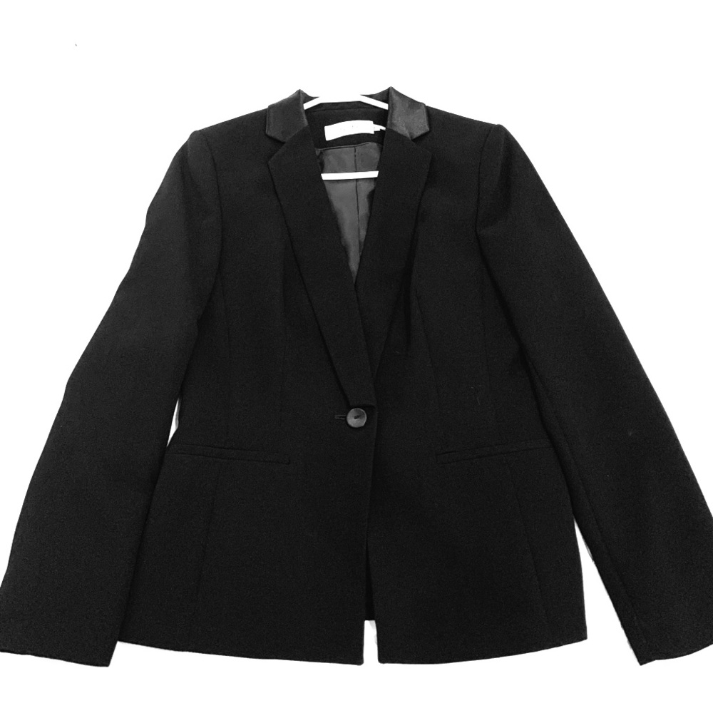 Black suit coat for women